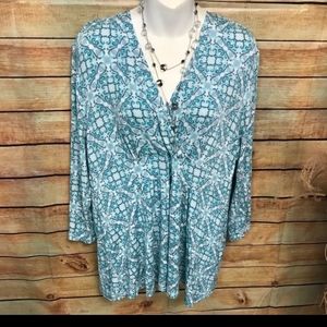 Croft and Barrow patterned top